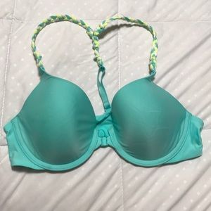 Victoria's secret bra!